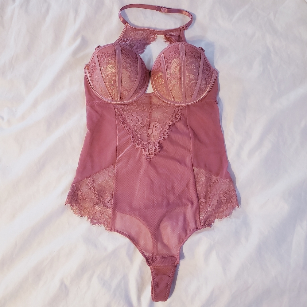 Fashion Nova Pink Lace Bodysuit